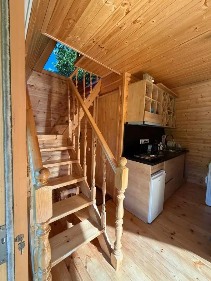 Riverhush cabin