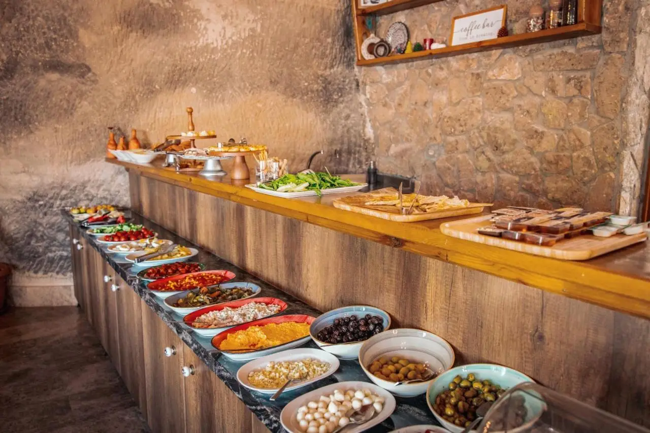 Cave Hotel Saksagan