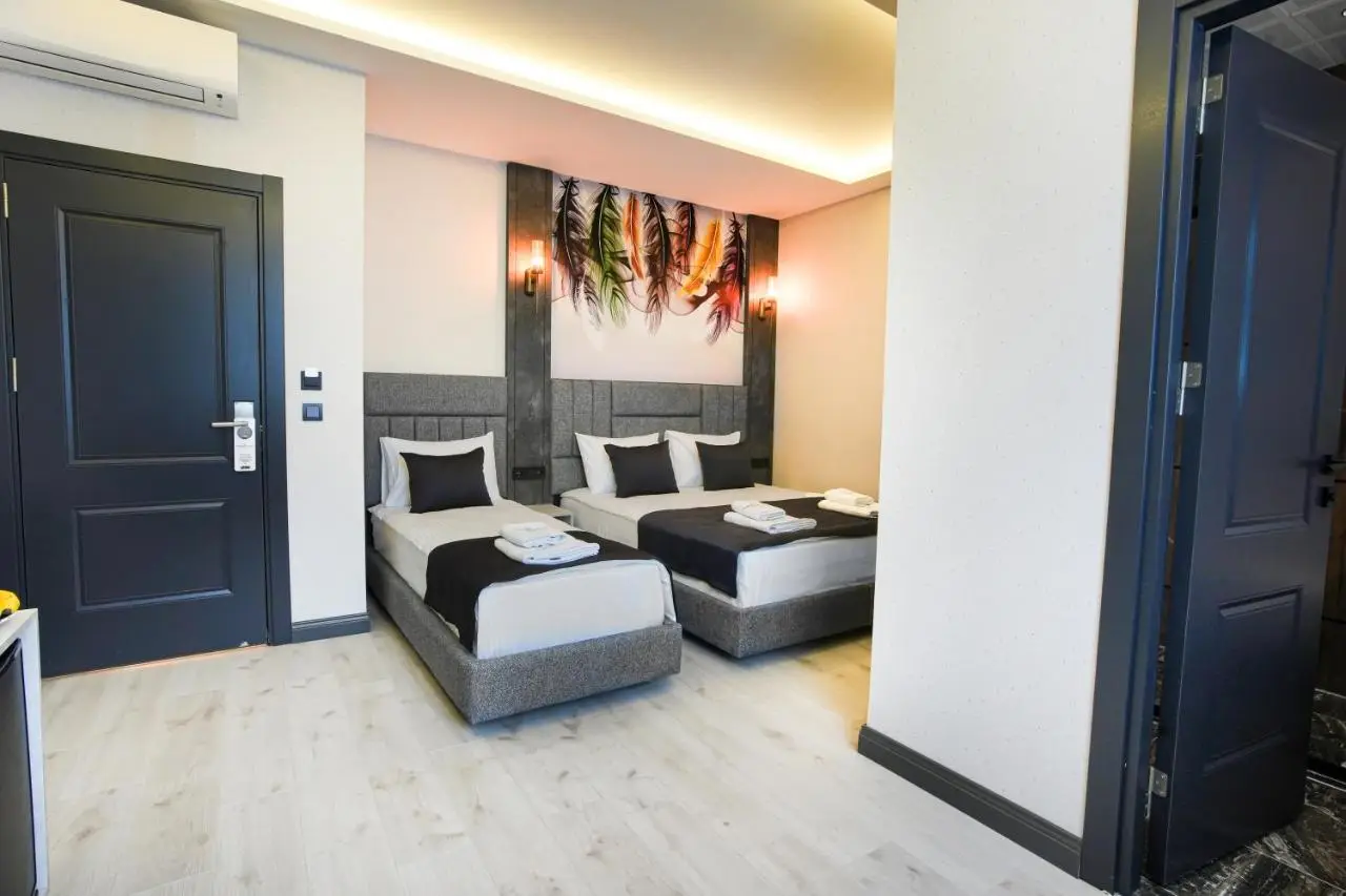 Comfort Point Two Hotel