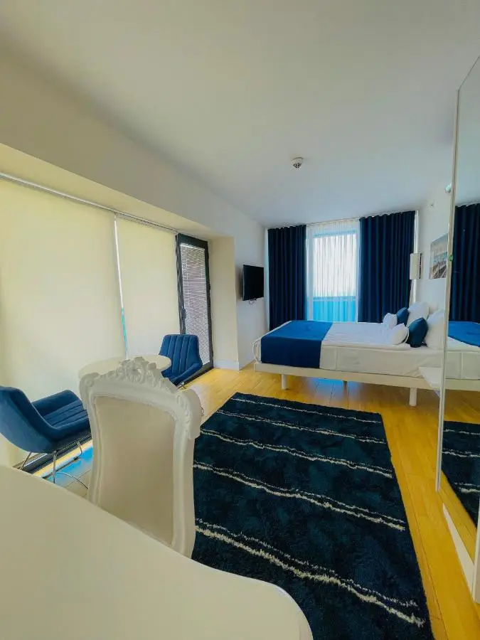 Luxury View Hotel