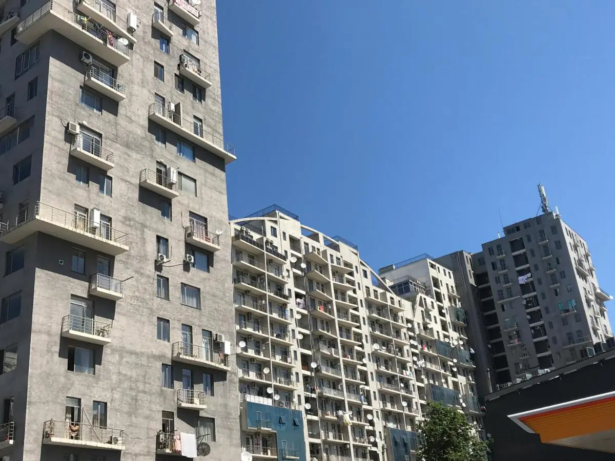 Batumi Center 3 Rooms City Side