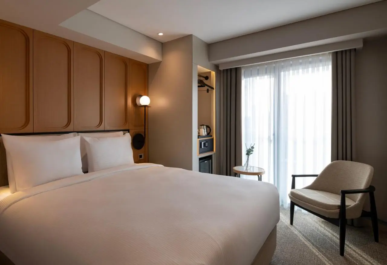 Lunet Old City Hotel