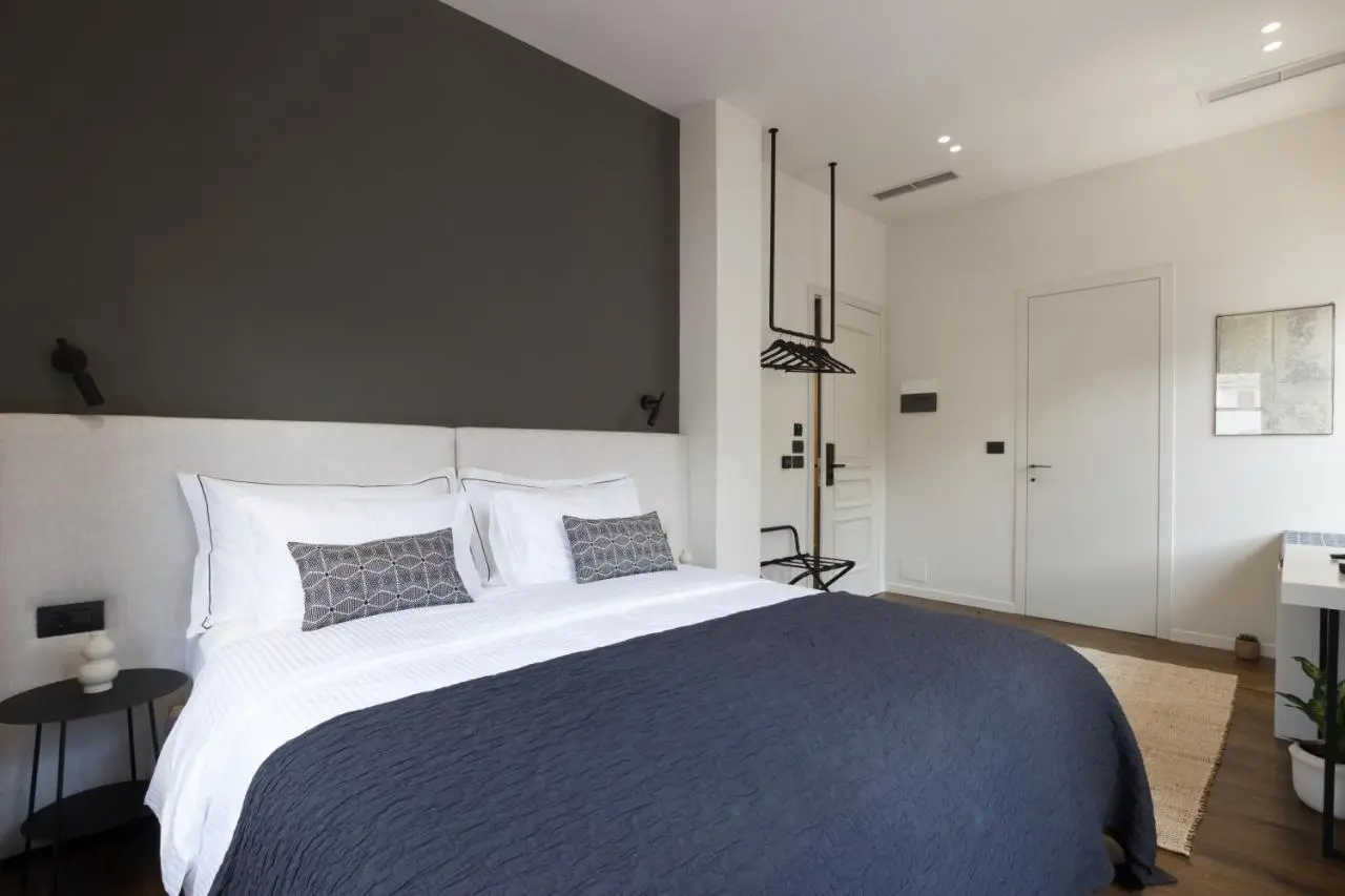 Stitch&Stone Suites
