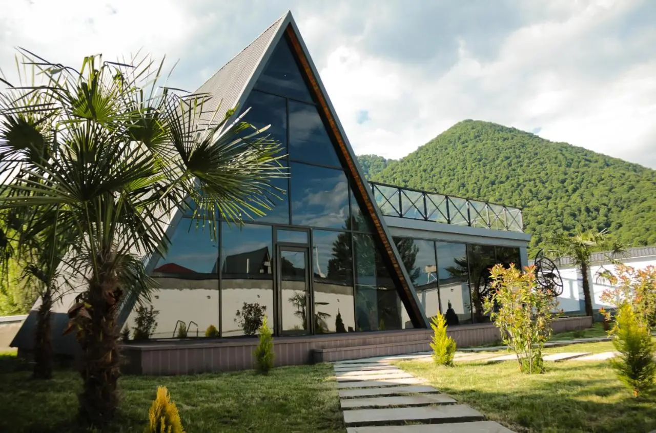 Area36 Royal Chalet