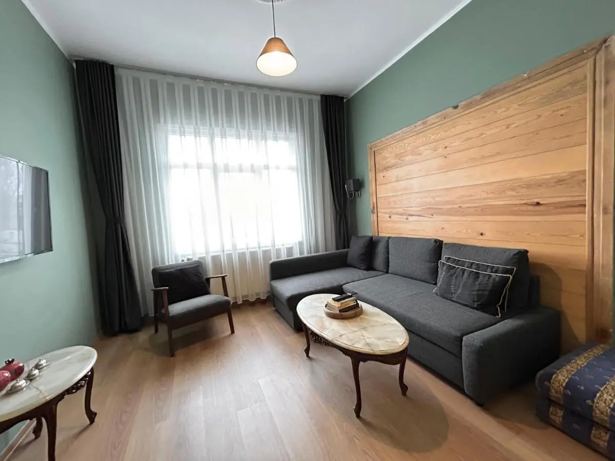 Waterfront Villa by the Tram - Private Terrace with Dome & Golden Horn View in Fatih