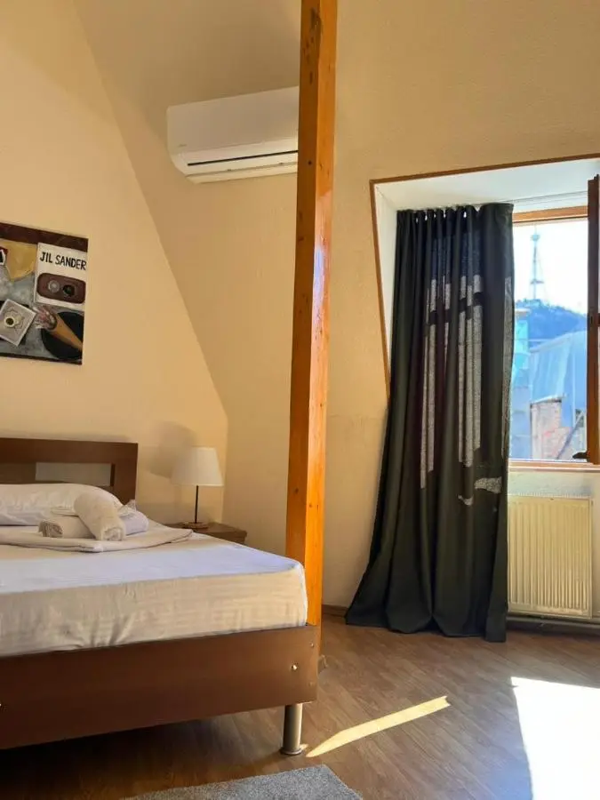 Hotel Aleksandria
