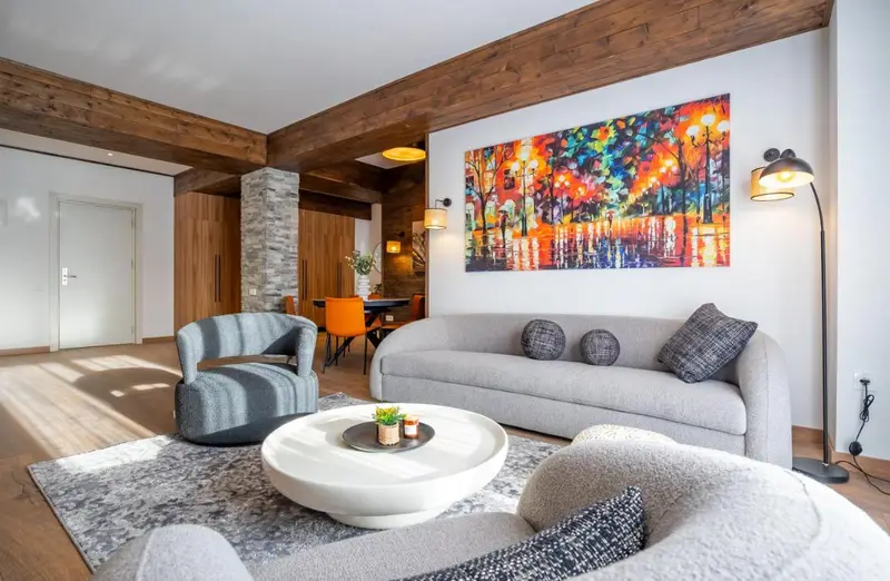 NEO Skyview Suites