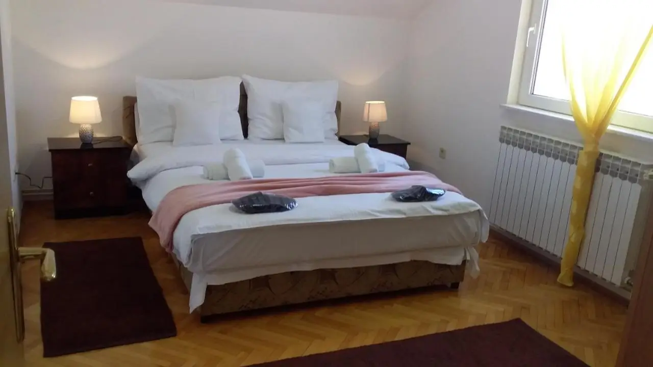 Apartment VILLA MERCI