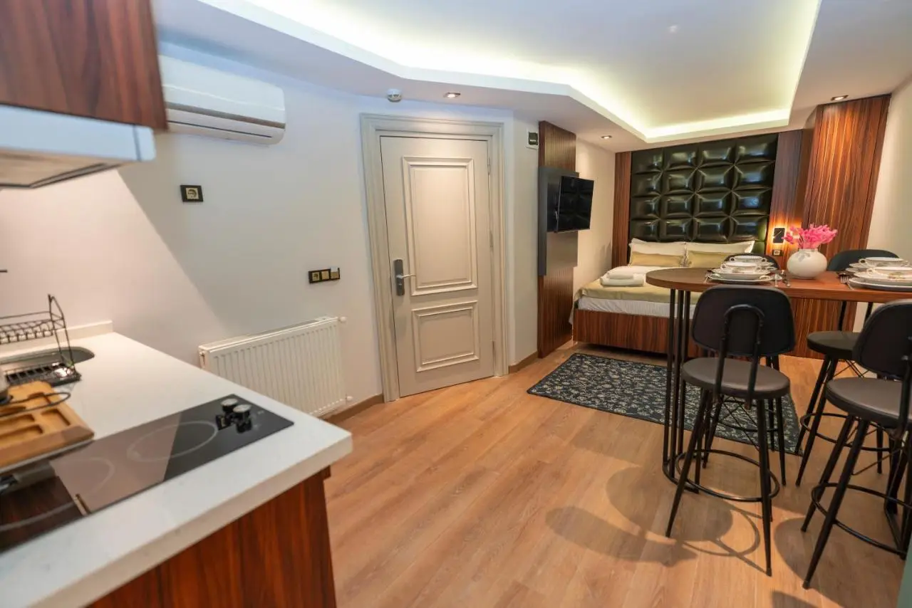 THE MUA LUXURY HOMEs