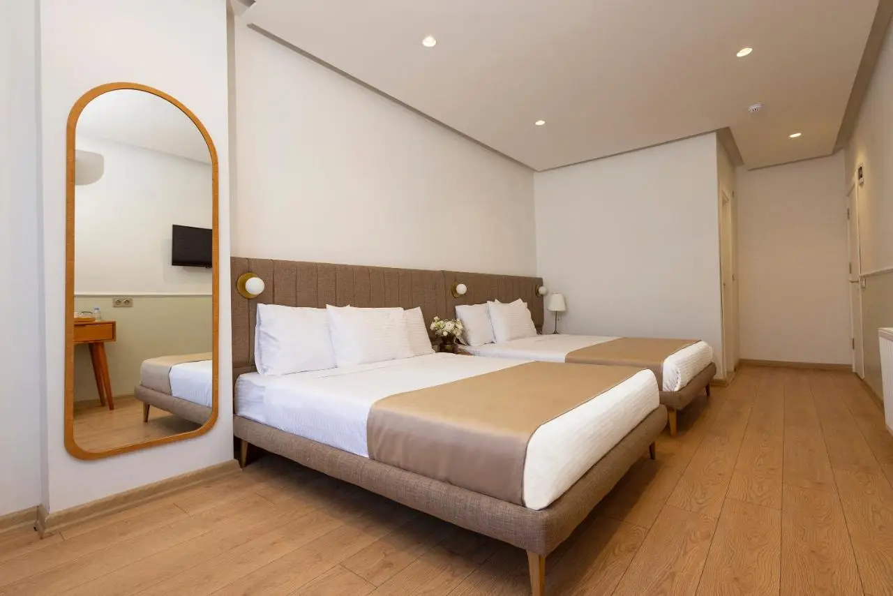 Meshk Airport Hotel
