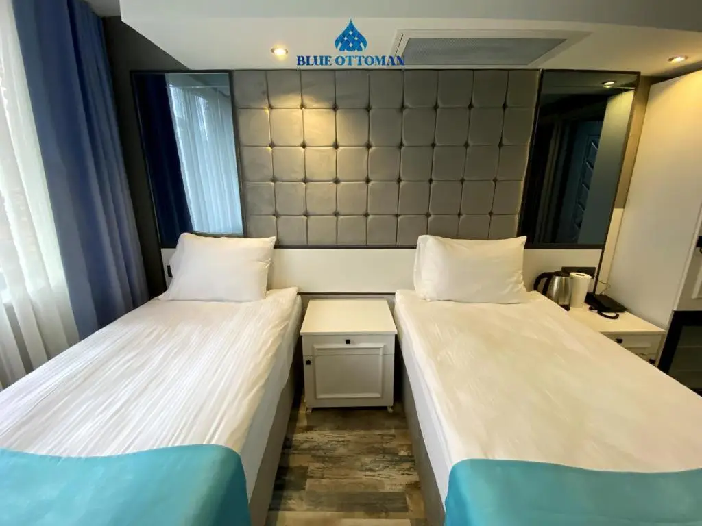 Hotel Blue Ottoman