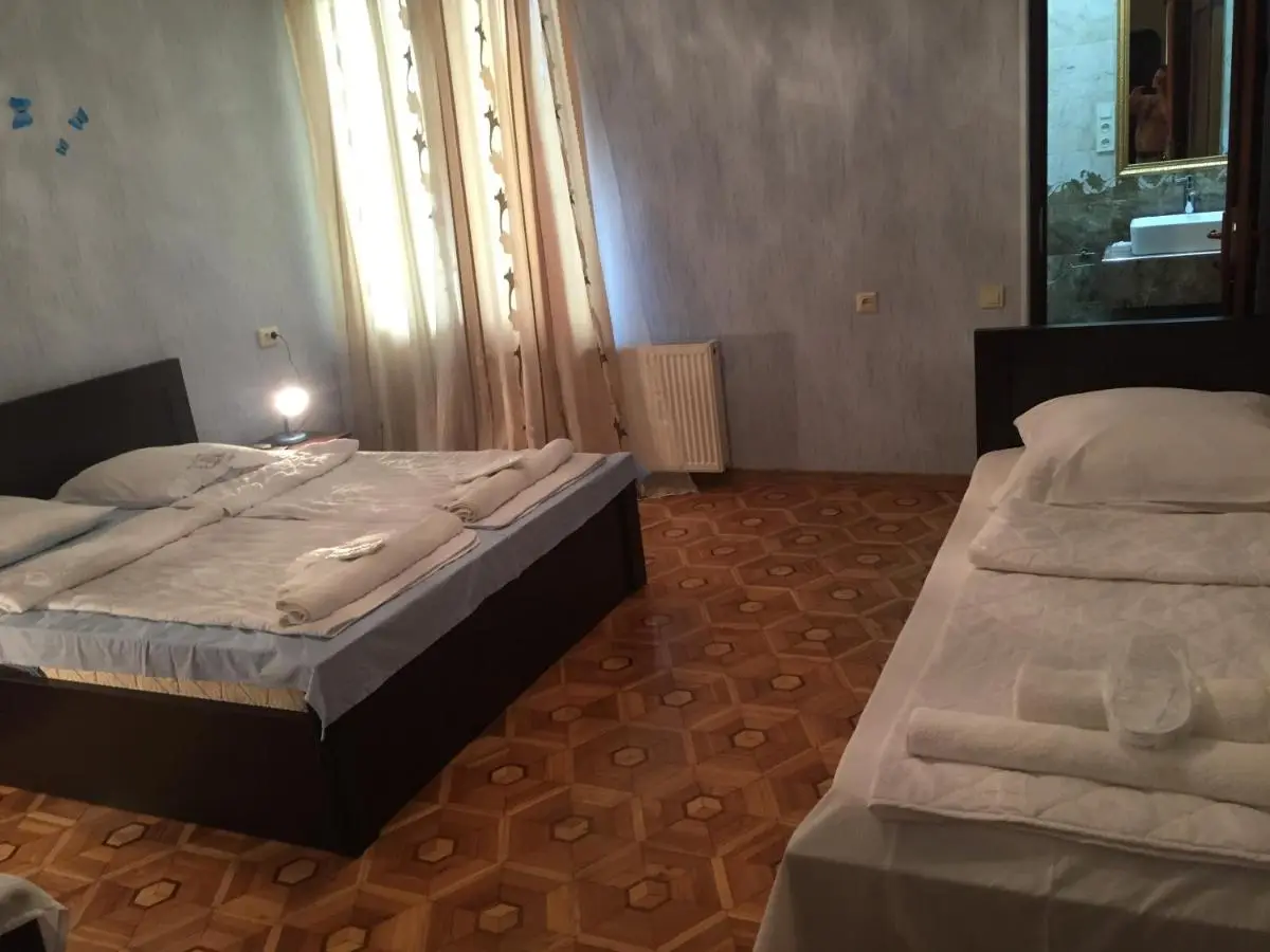 Hotel Good Luck
