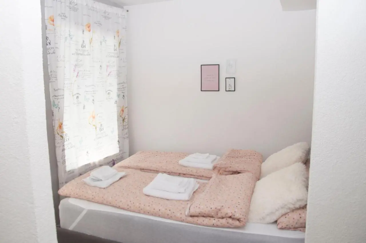 Bistrik Rose Apartment