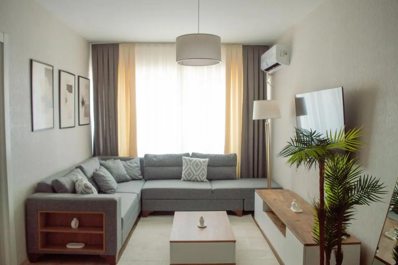 Luxe Suite AI28