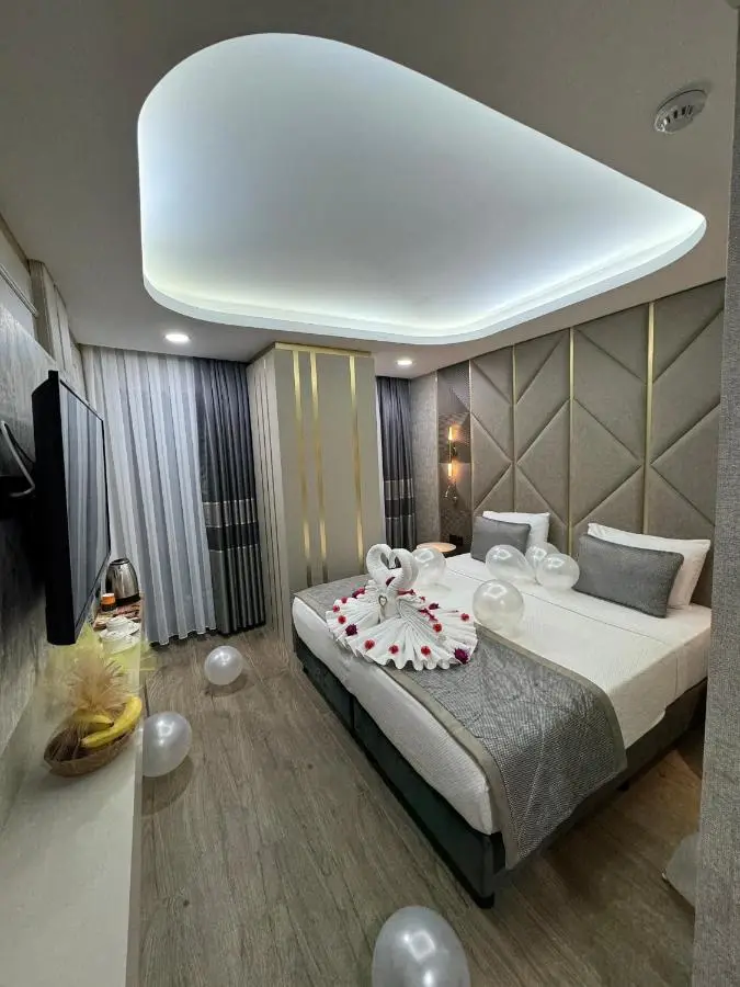 Elysia Plus Hotel
