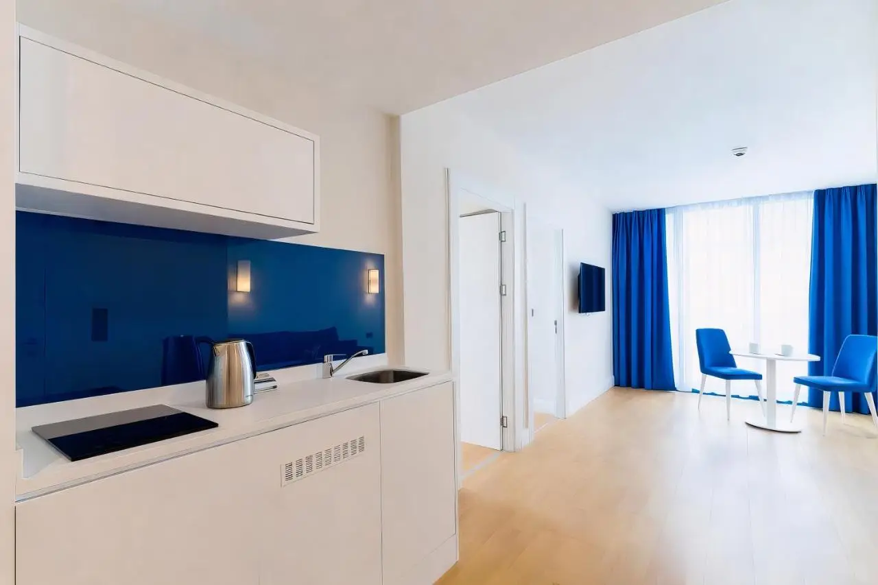 Panoramic Horizon Aparthotel in Orbi City Batumi