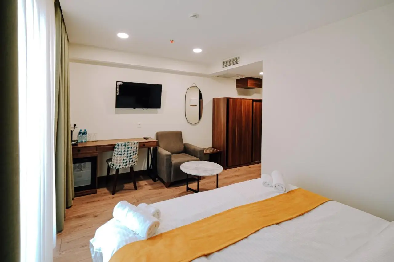 Hotel Doesi
