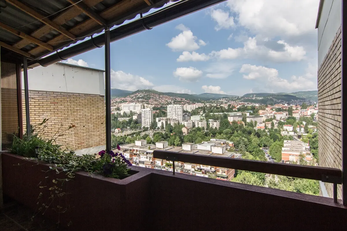 Sarajevo, Center, spacious 3 bedrooms apartment.