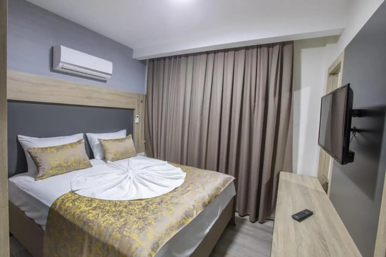 Elanis Suites