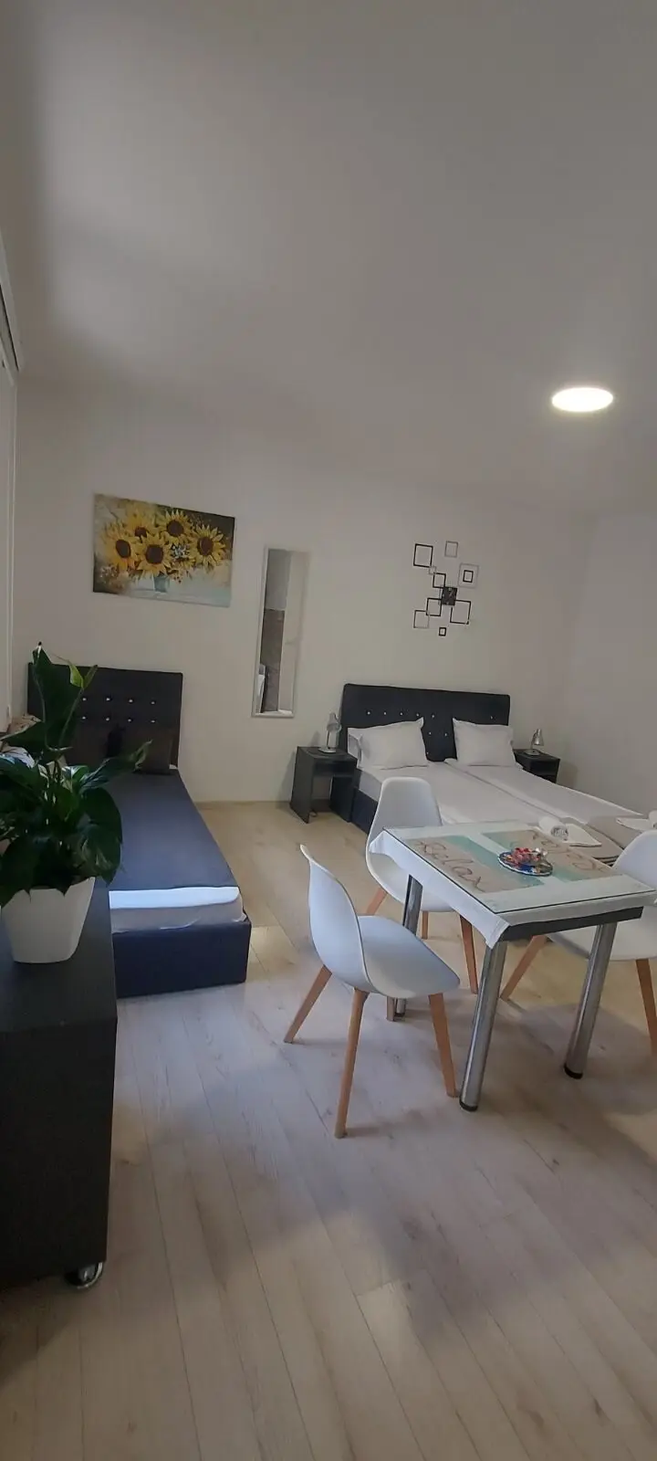 Naar 1 - cozy APT+ FREE PARKING