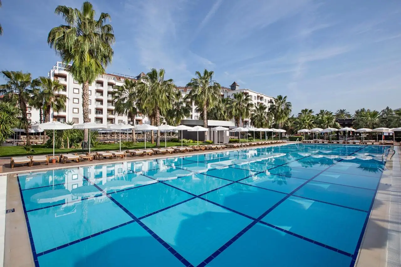 Royal Garden Beach Hotel