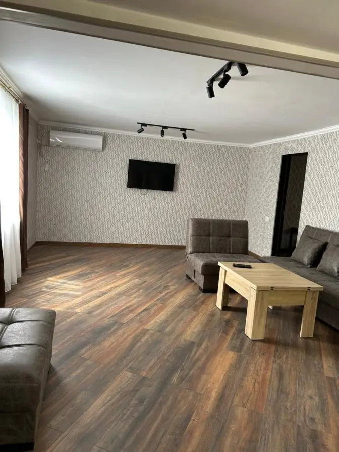Kostas guest house