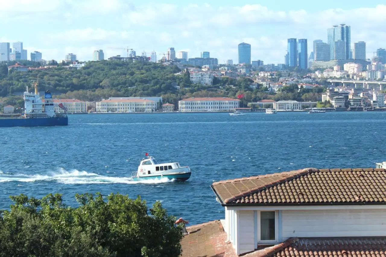 Kuzguncuk View