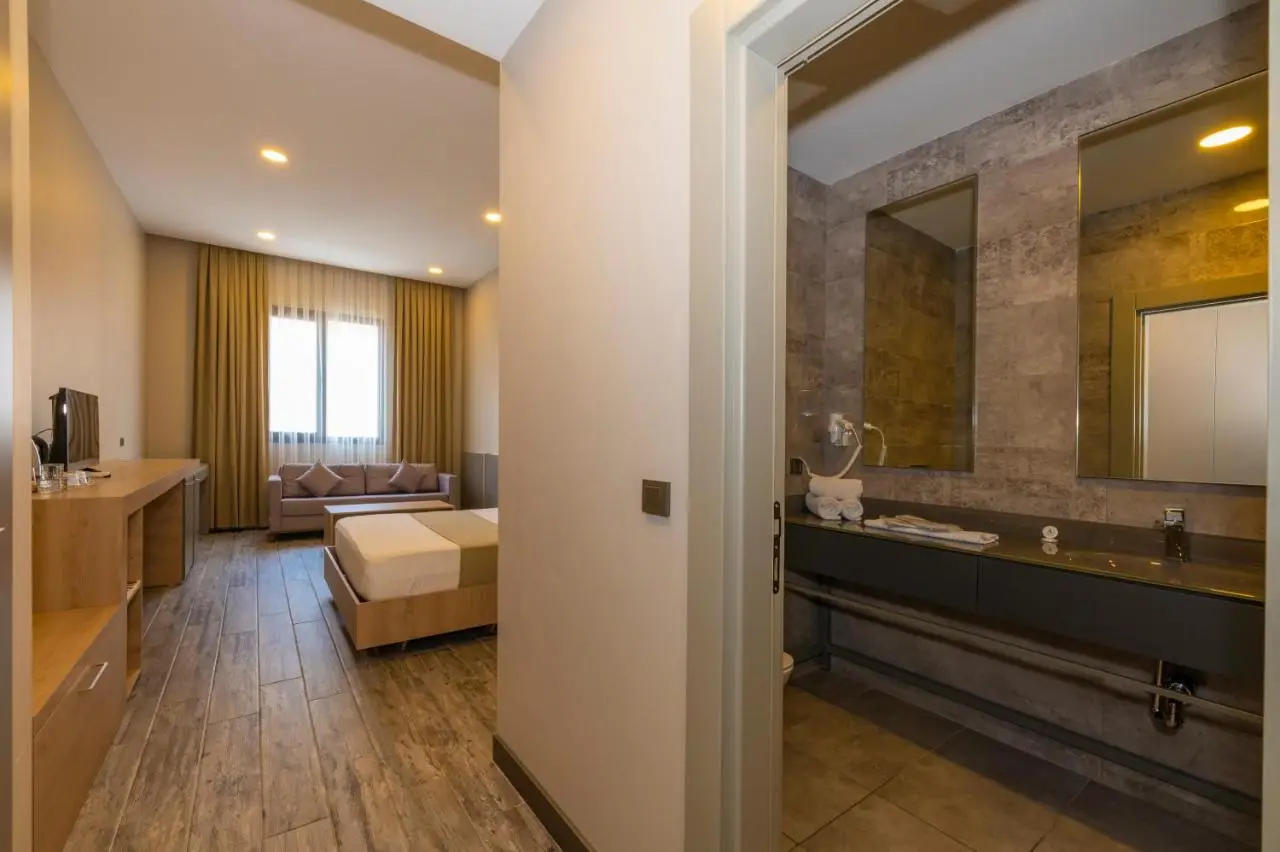 Agora Suites