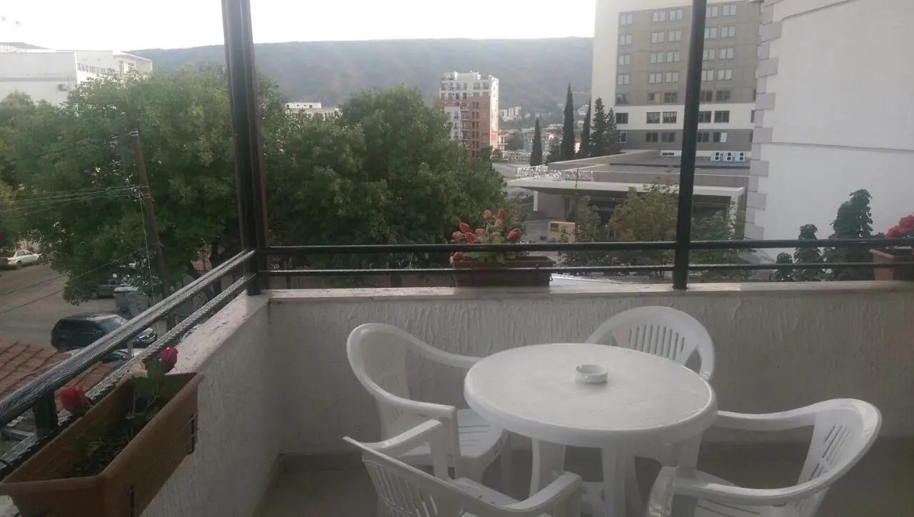 Metekhi Vista