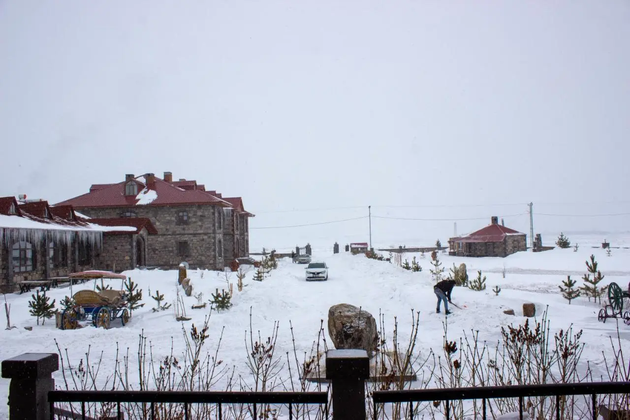 Lake Cildir Lodge