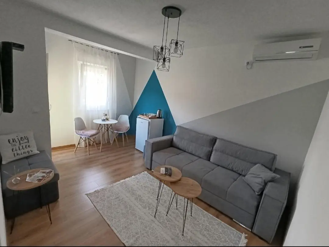 Luna APARTMANI