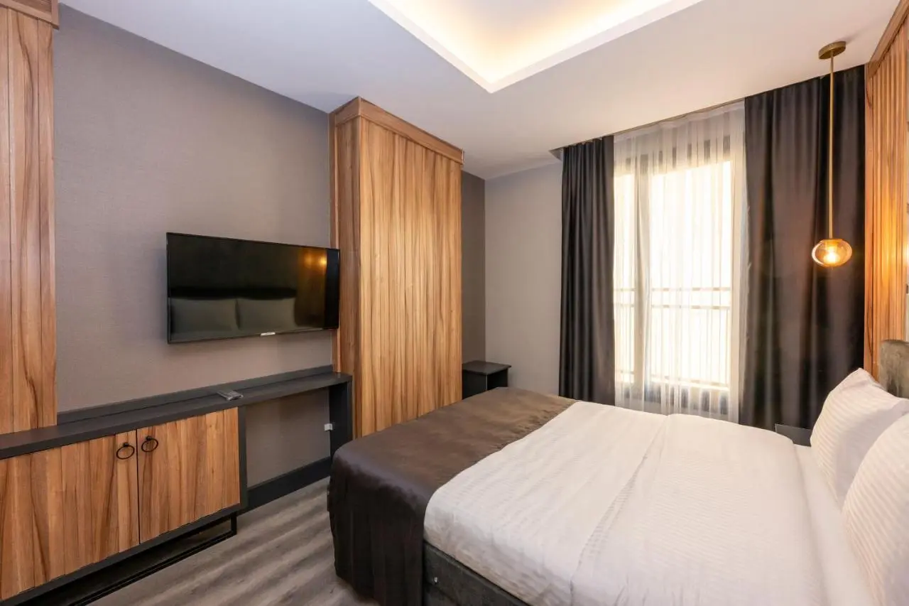 The Nirvanas Hotel