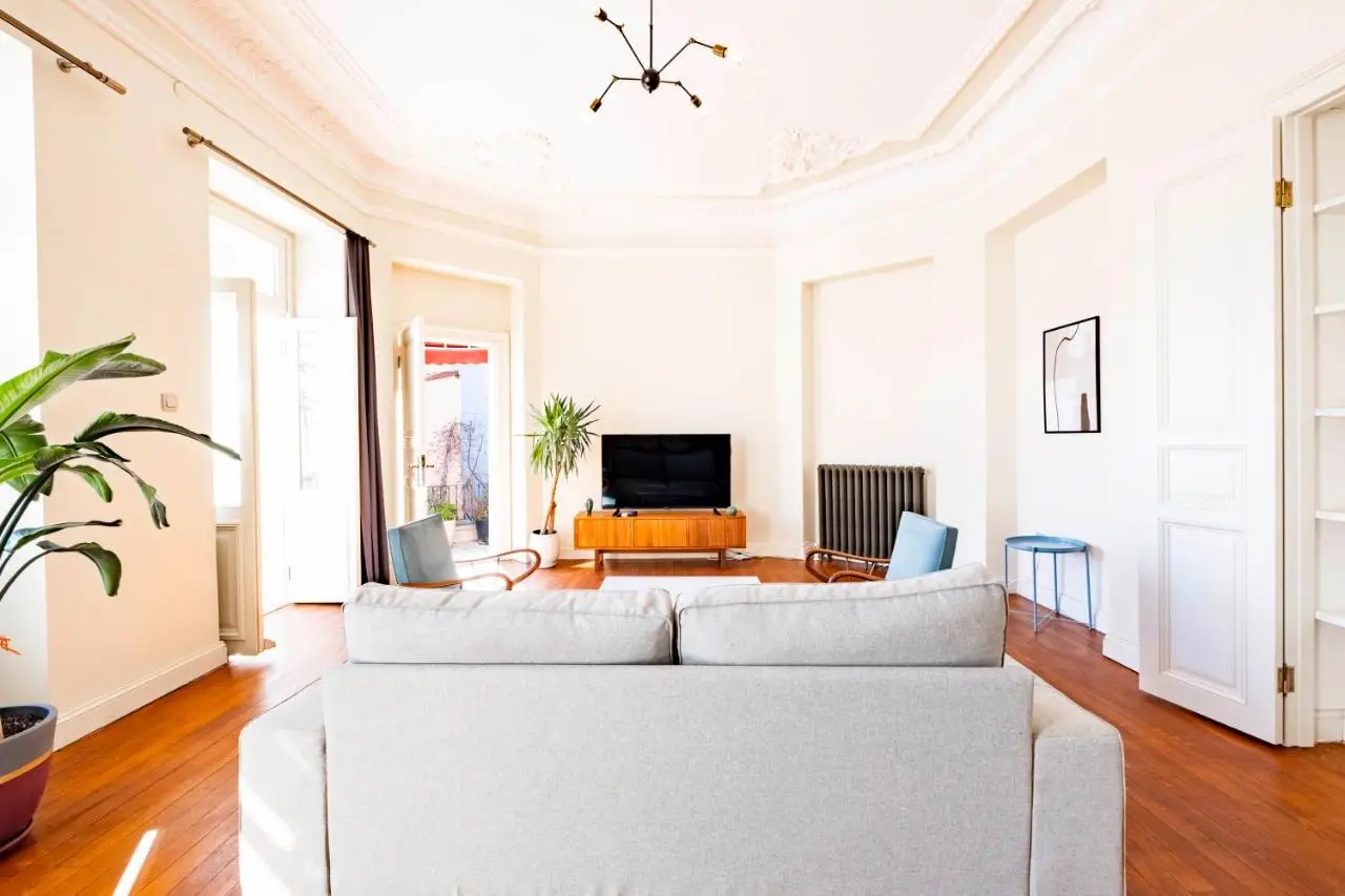 Homie Suites - Turna Residences in Cihangir
