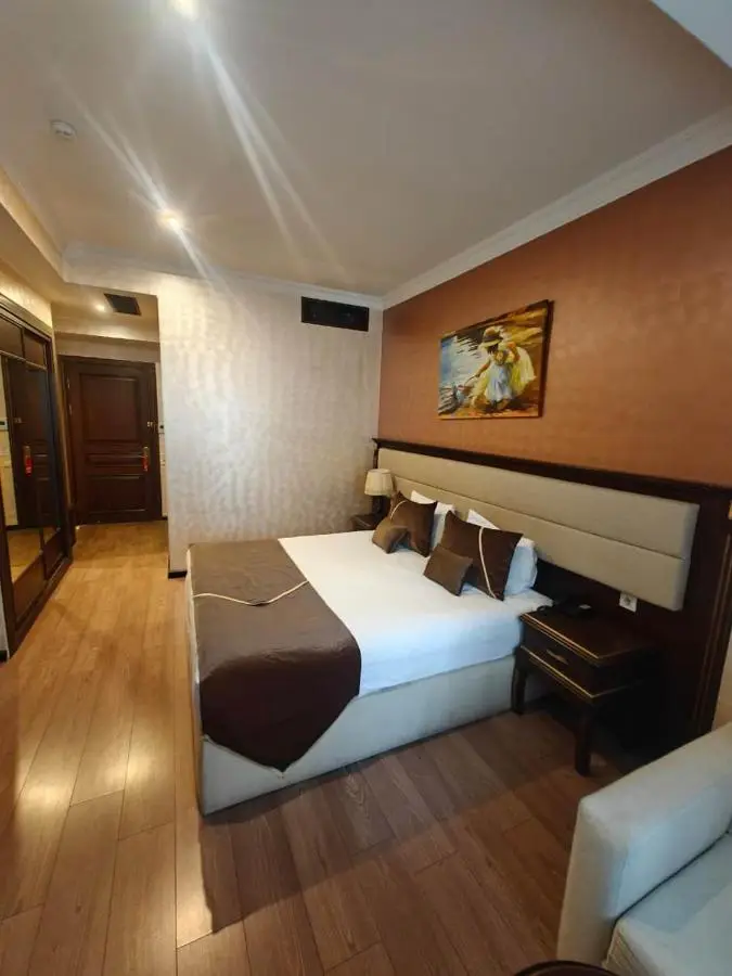 Smith Hotel