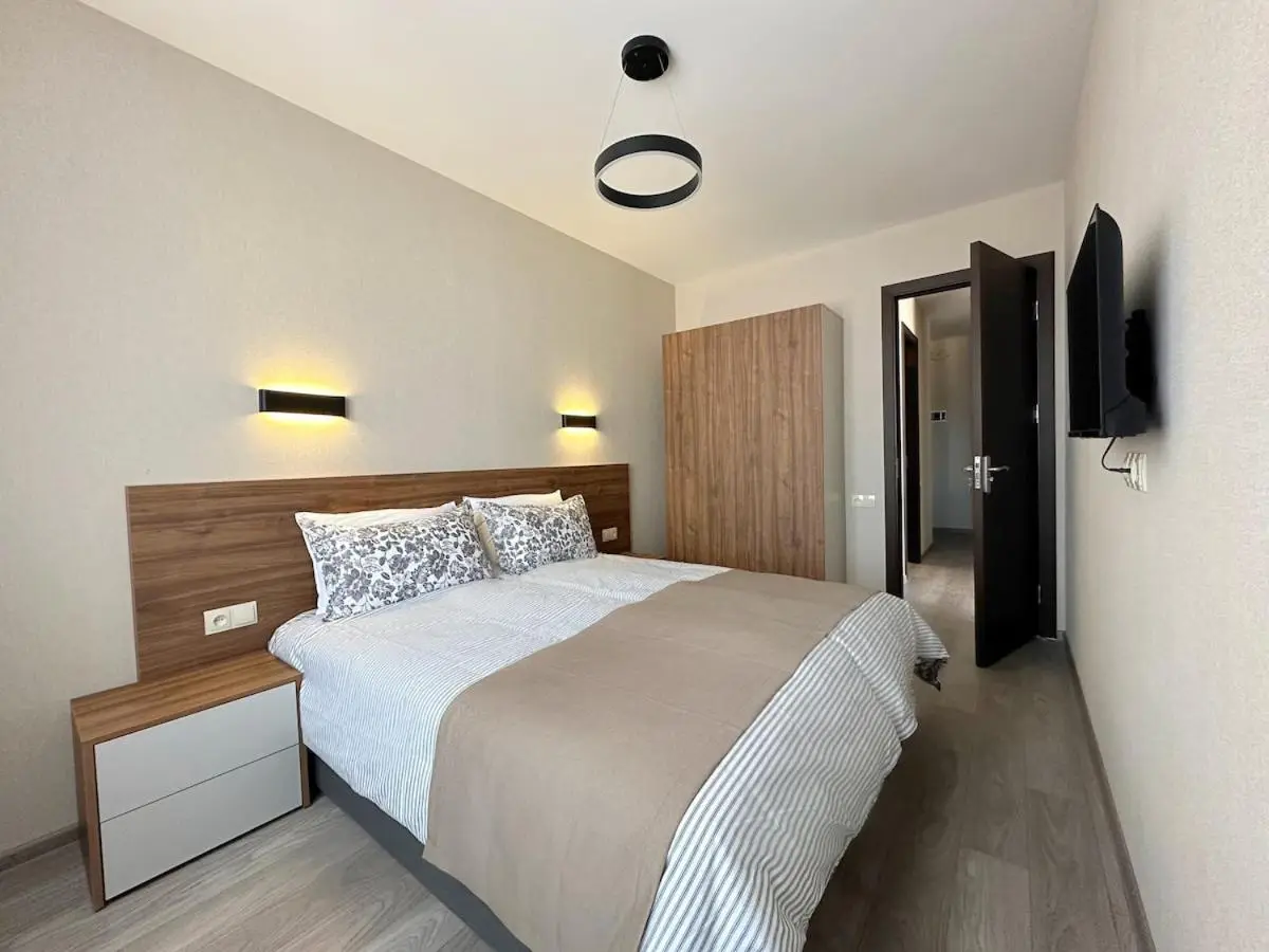 Crystal Loft Block C Apartment with views