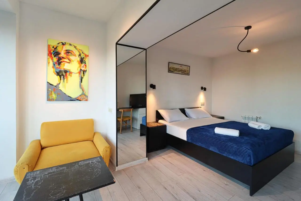 Bright 1BR with Sameba view Avlabari - by Wehost