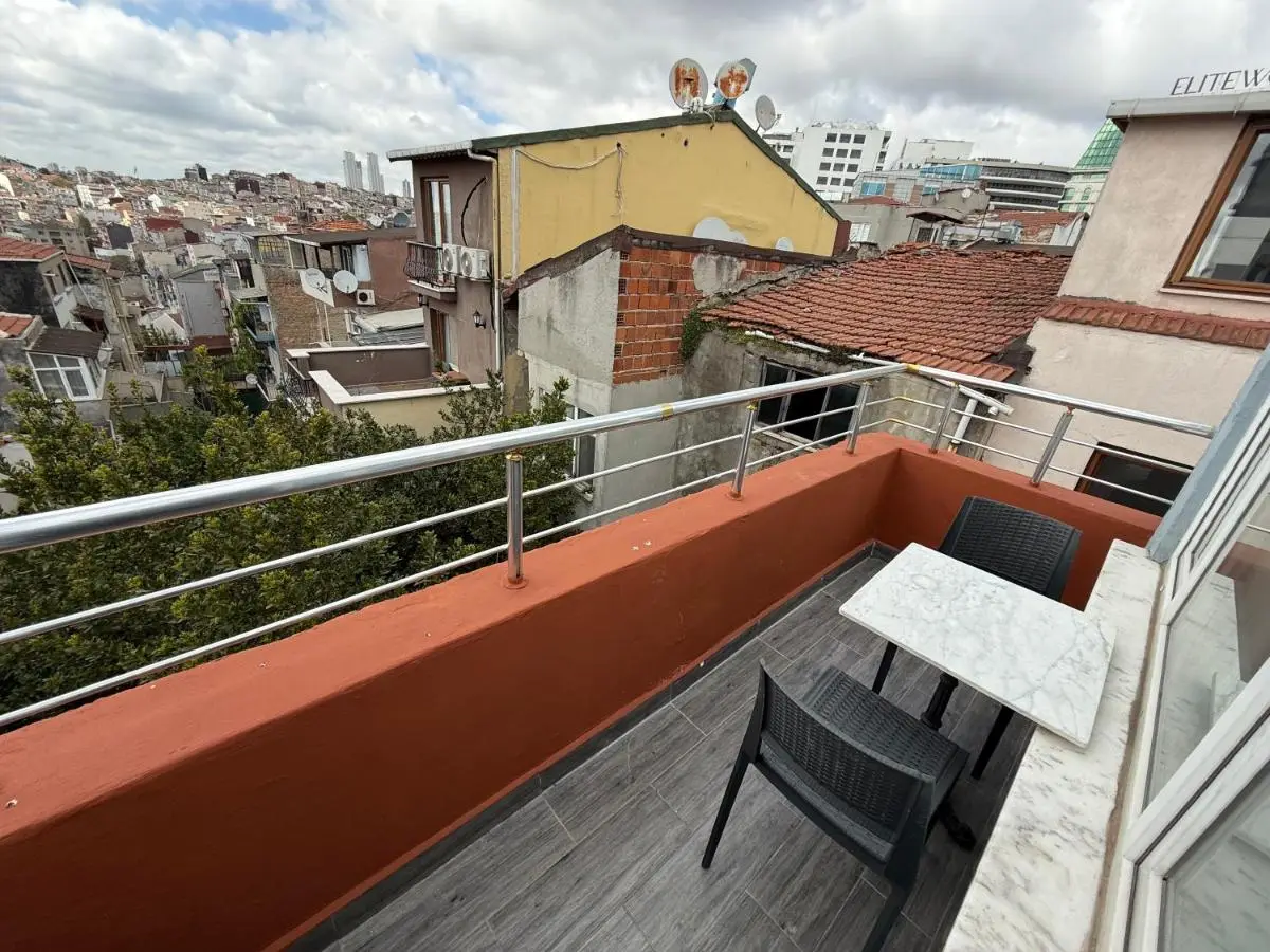 Unique Suite Hotel
