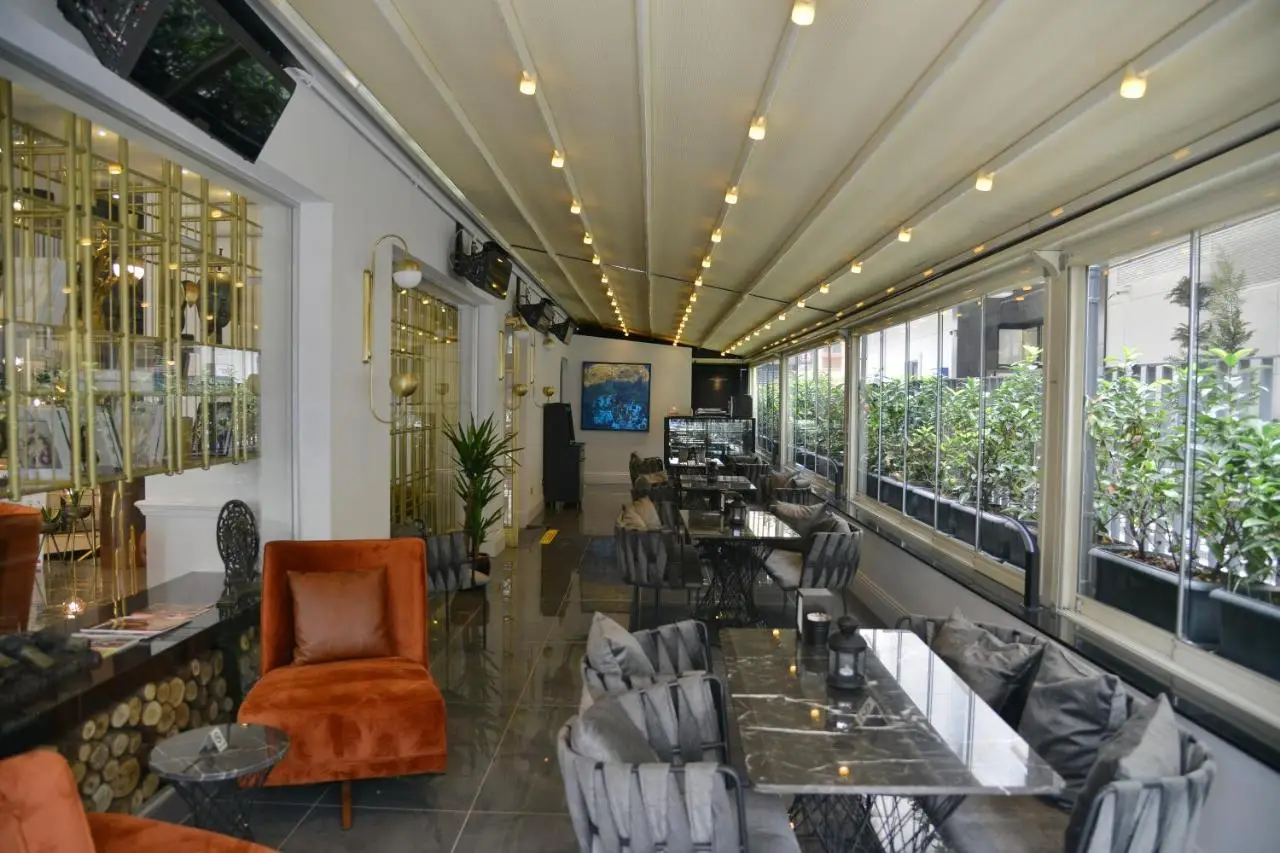 A11 HOTEL Exclusive
