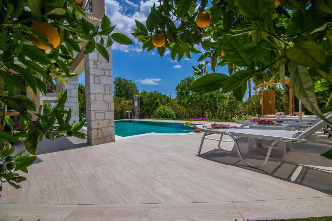 Volans Suites Villas