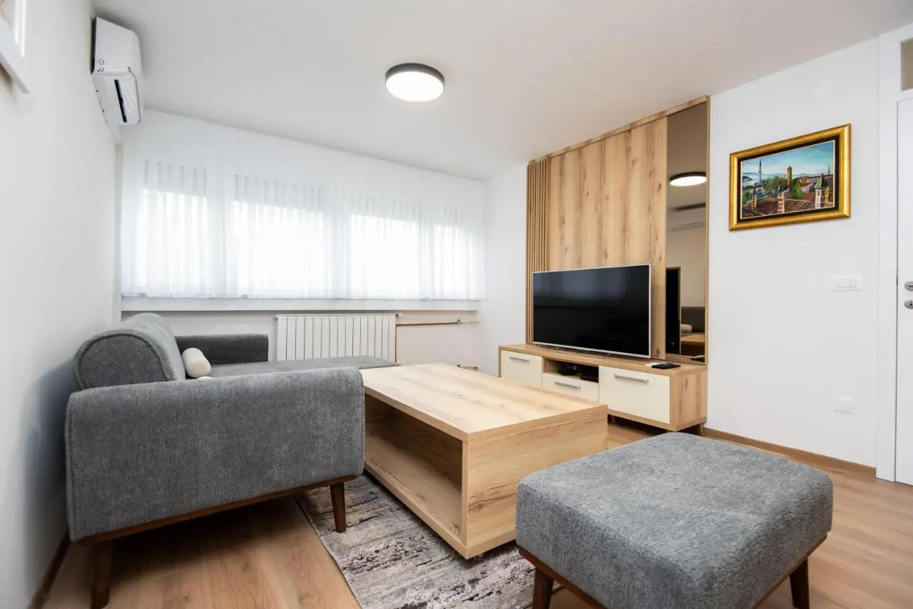 Lelas Apartments - free parking