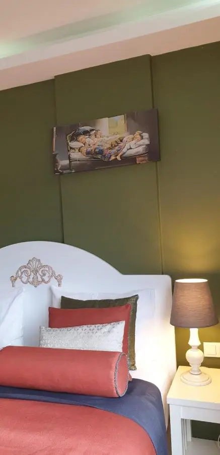 Hotel Taksim Home