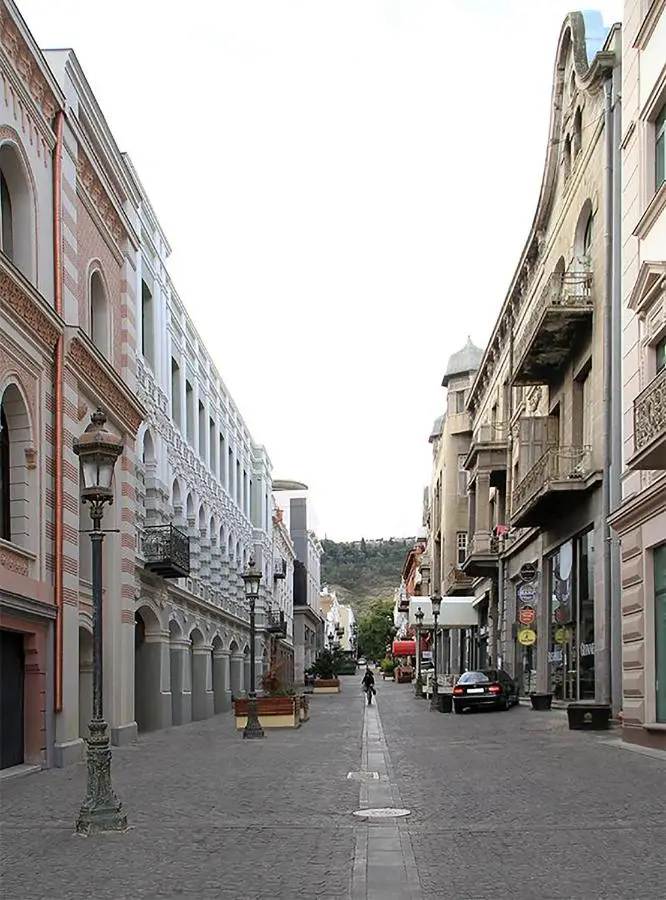 Luxury Duplex Studios - City Center