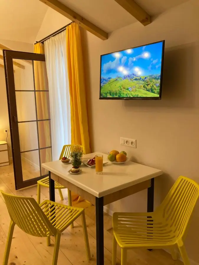 Borjomi Yellow Hotel