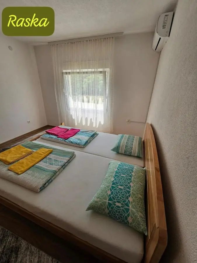 Omar, Una & Raska Apartmani