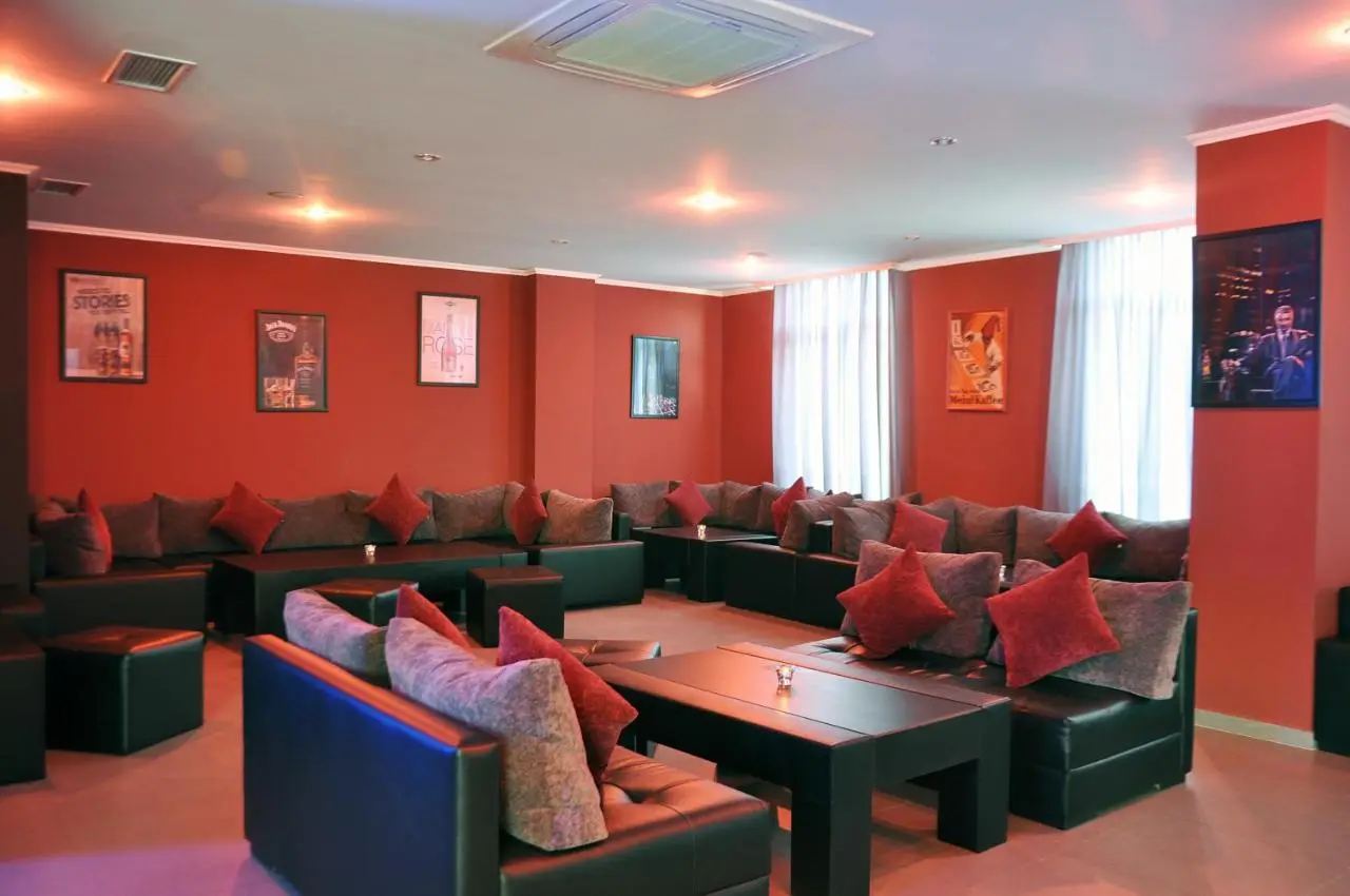 Hotel Shine Palace