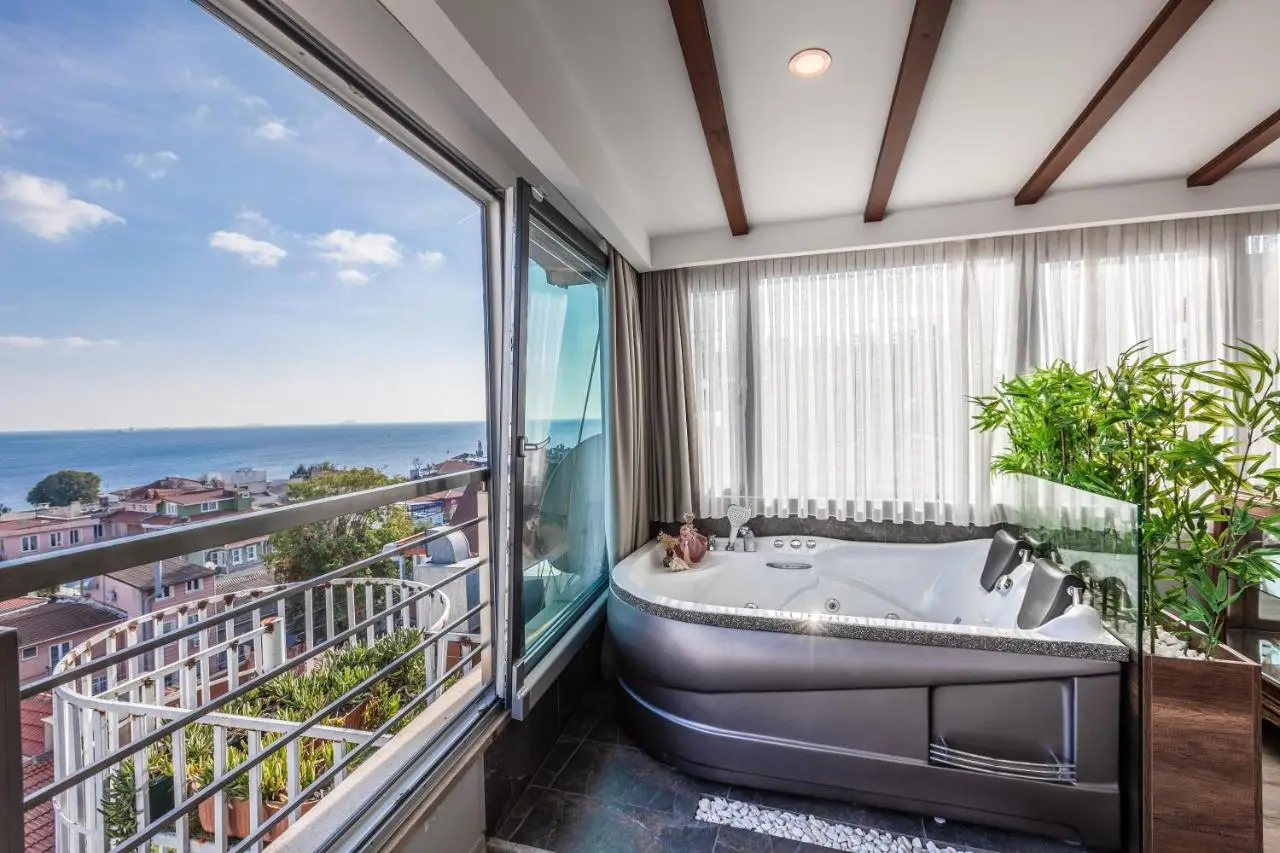 Romantic Hotel Istanbul