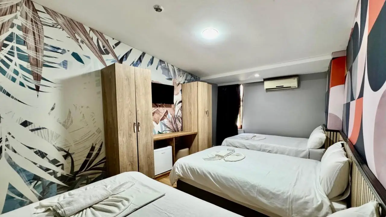 Rozza Hotel