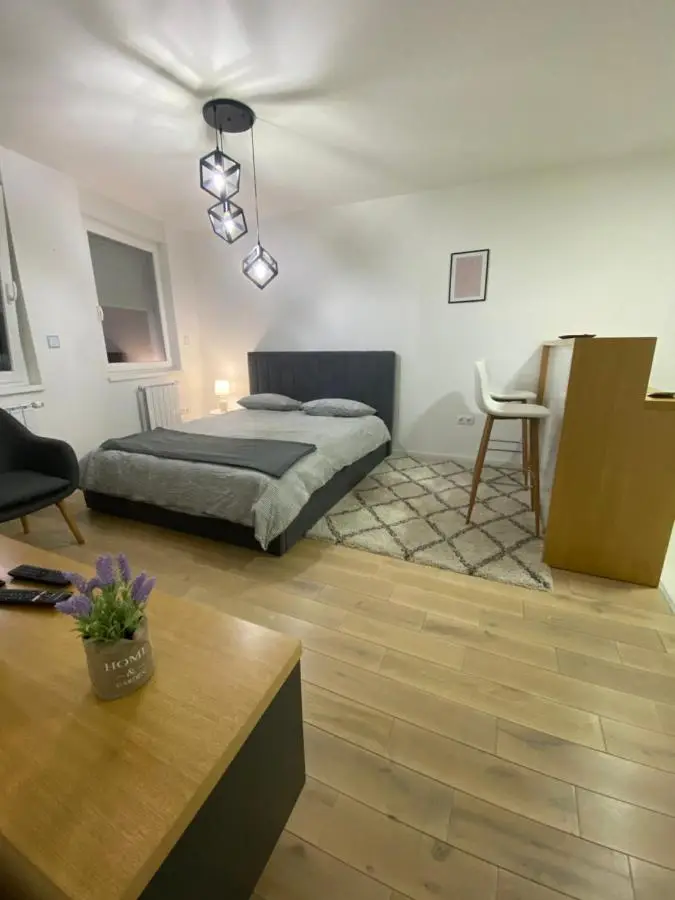 Sun Square Apartments