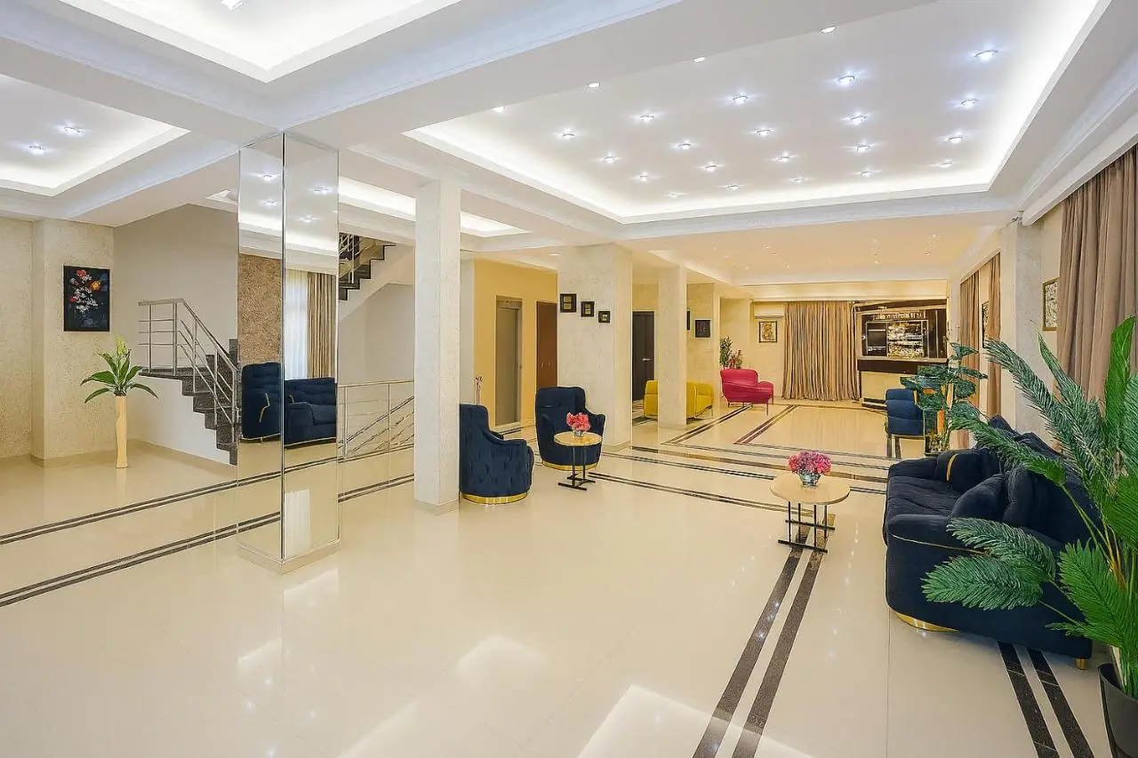 Hotel Grand Palace