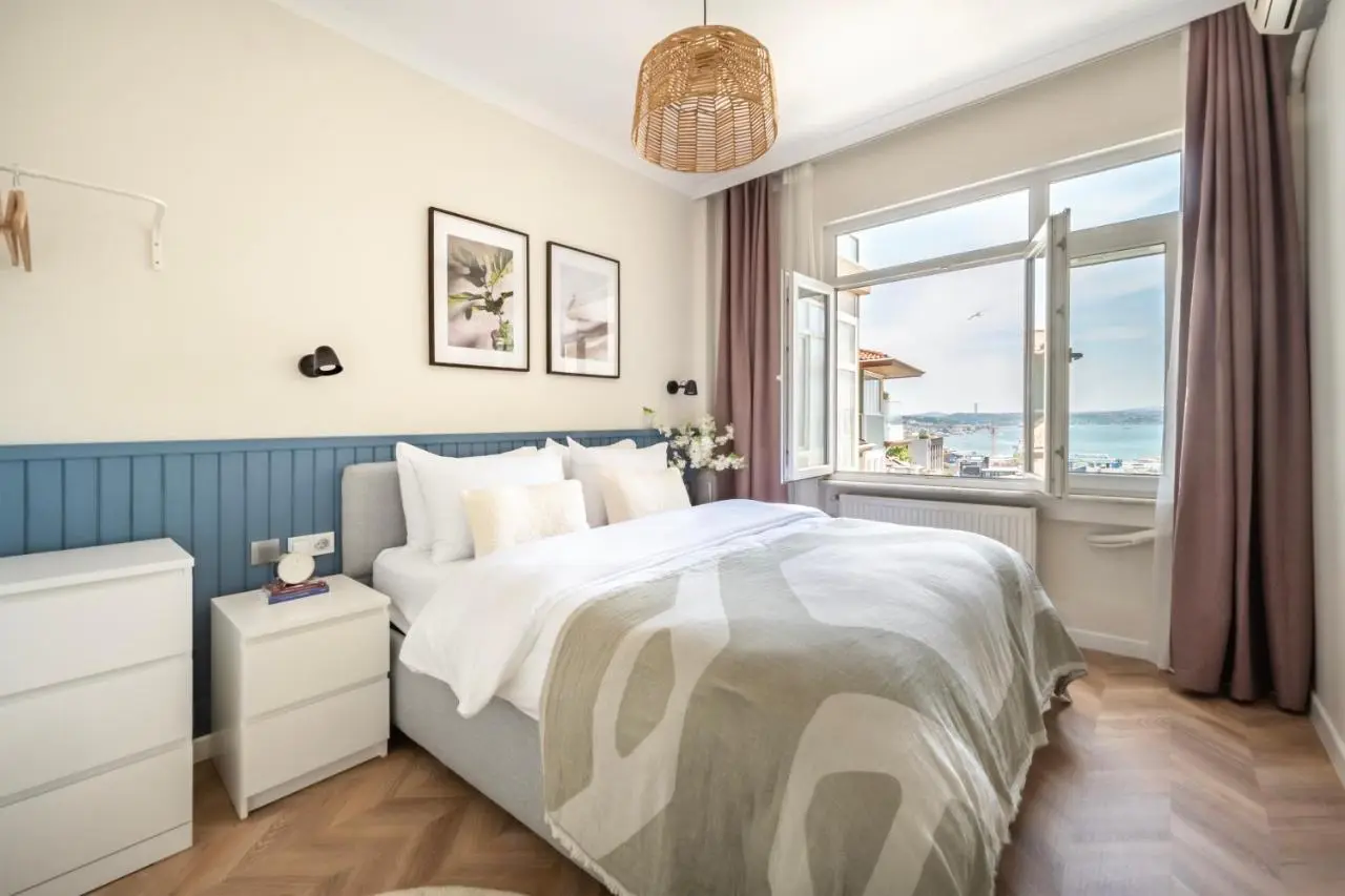 Stay Beyond the Bosphorus #6